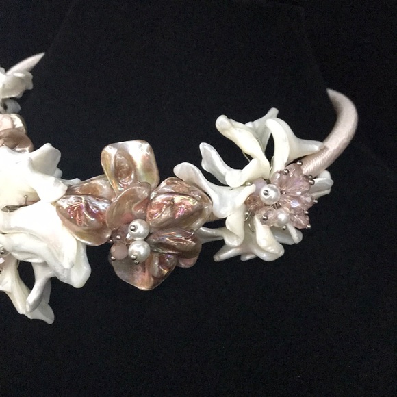 Pearl Choker - Picture 5 of 10